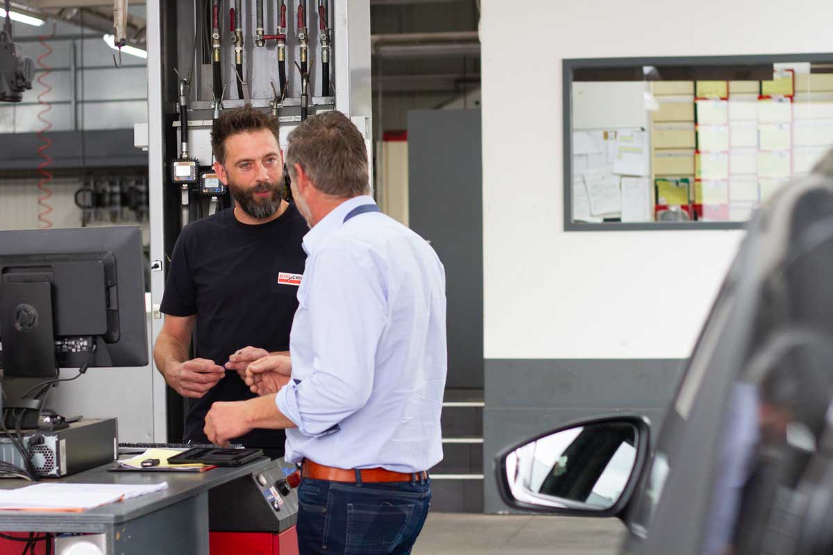 Directe receptie Garage Leo Jacobs